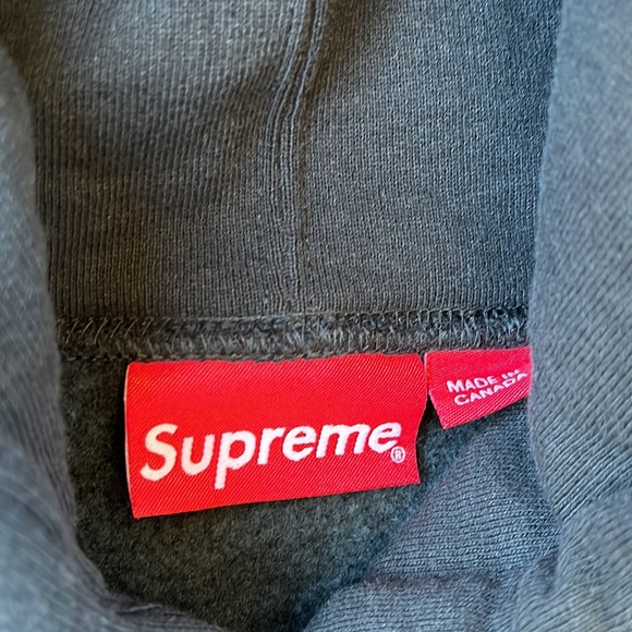Supreme Small Box Hooded Sweatshirt - Picture 3 of 6